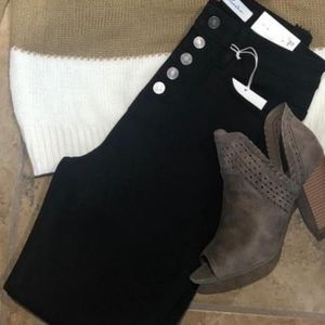 NWT Black KanCan jeans